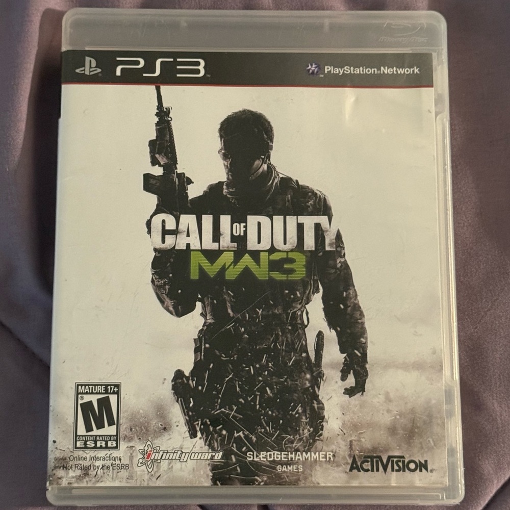 Call of Duty: MW3 (PS3) - PlayStation 3 White/Cream Cover